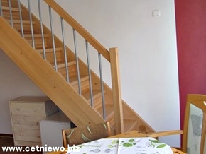 Pokój 4 osobowy (2 poziomy) z 2 łazienkami i balkonem